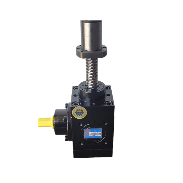 蜗轮丝杆升降机